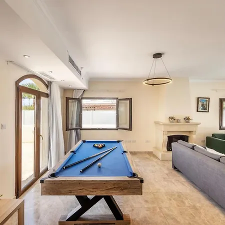 Villa Sunnyvillas: 4br Seafront Villa*private Pool*bw44 Protaras